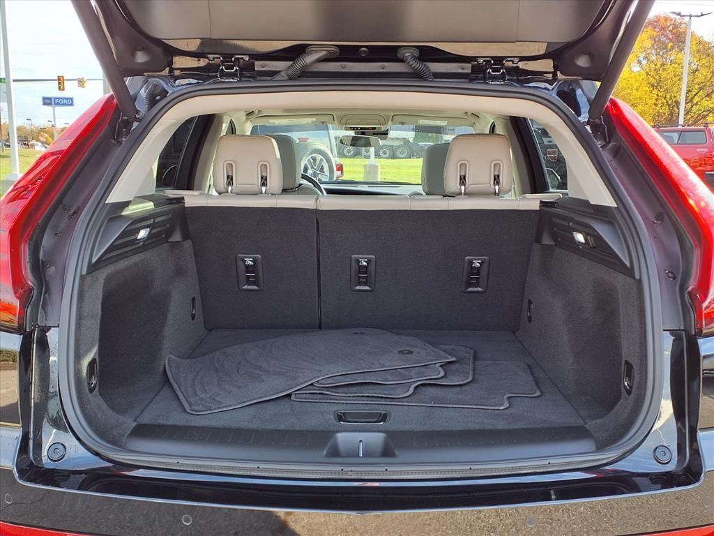 used 2023 Cadillac XT4 car, priced at $27,995