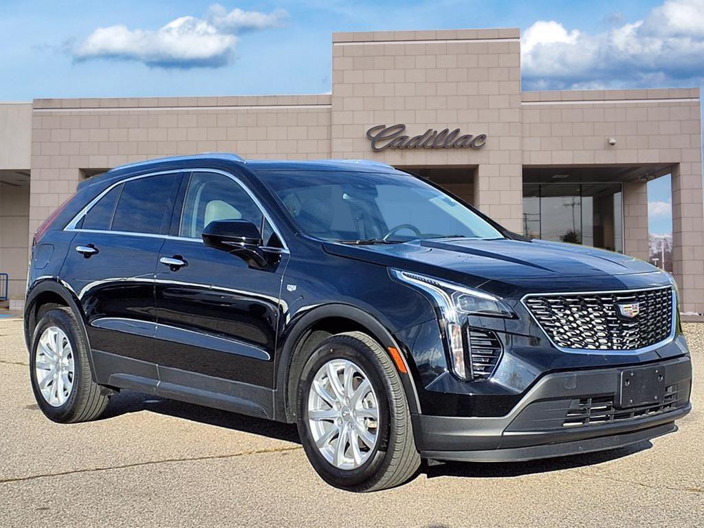 used 2023 Cadillac XT4 car, priced at $27,995