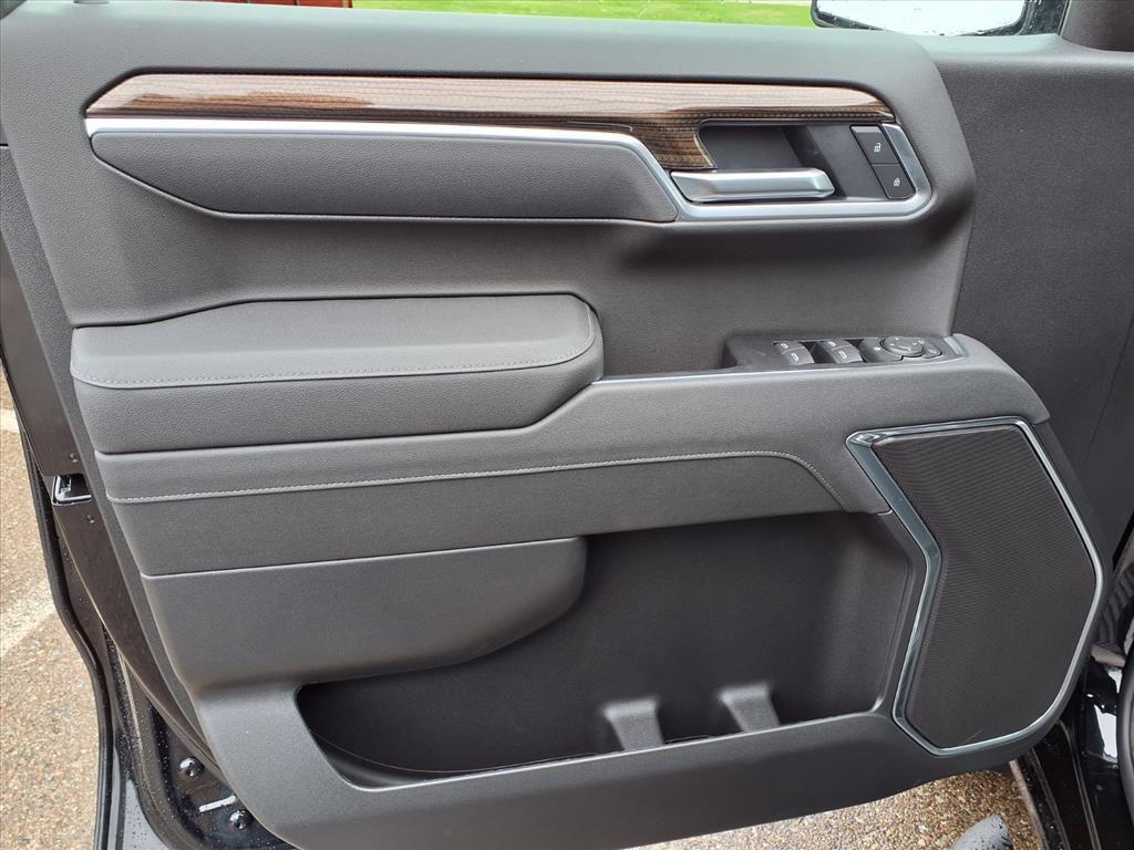 new 2026 Chevrolet Silverado 1500 car, priced at $46,682