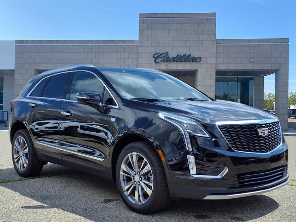new 2025 Cadillac XT5 car, priced at $49,170