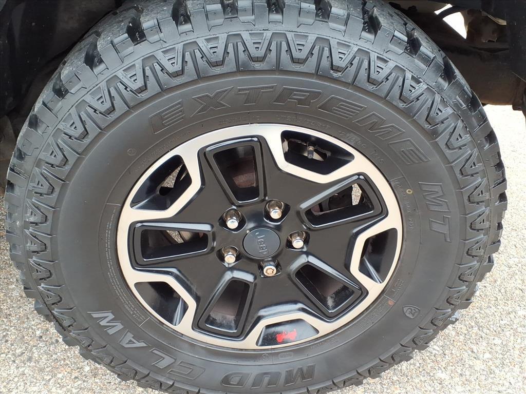 used 2011 Jeep Wrangler Unlimited car, priced at $6,995