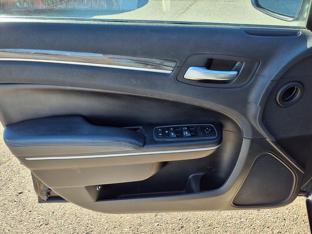 used 2019 Chrysler 300 car, priced at $14,495