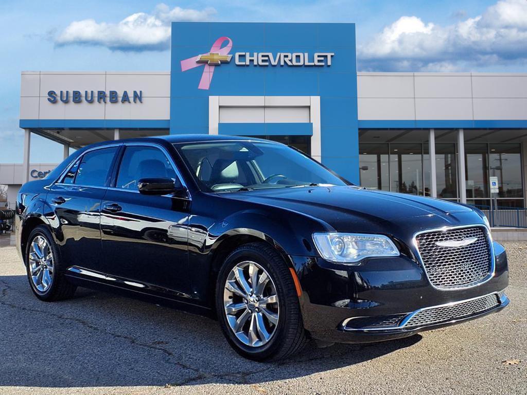 used 2019 Chrysler 300 car, priced at $14,495