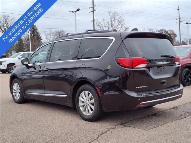 used 2017 Chrysler Pacifica car, priced at $8,990