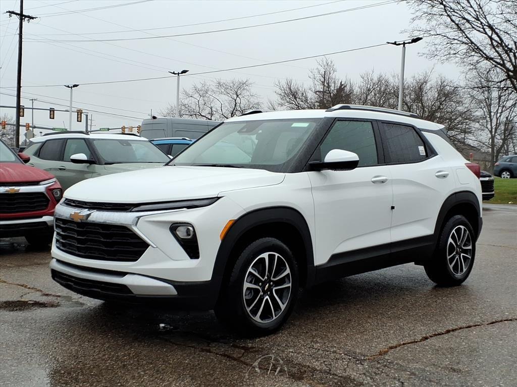 new 2026 Chevrolet TrailBlazer car, priced at $27,208