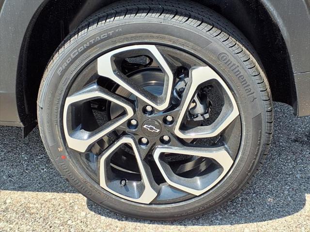 new 2025 Chevrolet Trax car, priced at $25,281