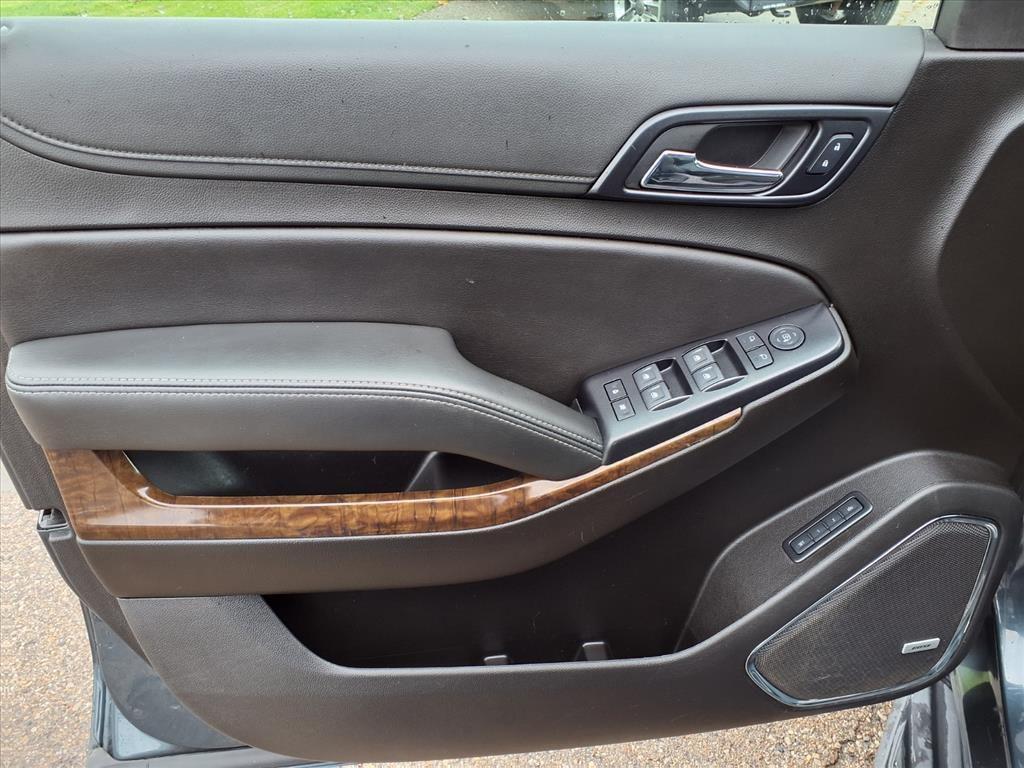 used 2020 Chevrolet Suburban car, priced at $20,495