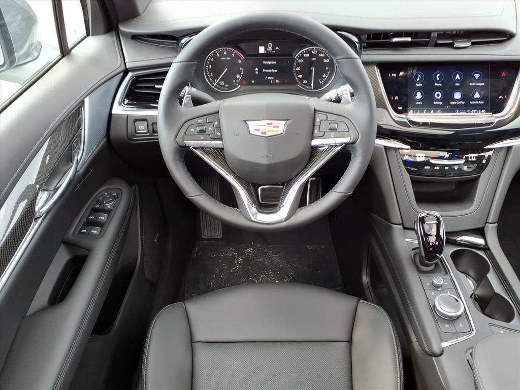 new 2025 Cadillac XT6 car, priced at $55,924