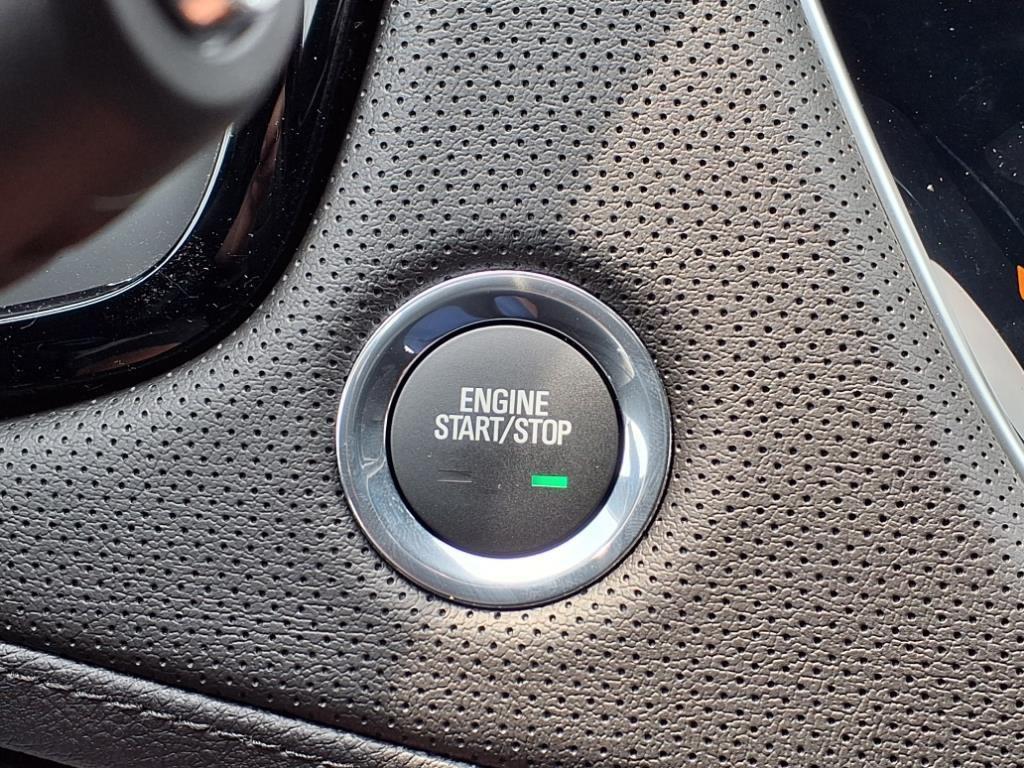 new 2025 Cadillac XT5 car, priced at $49,170