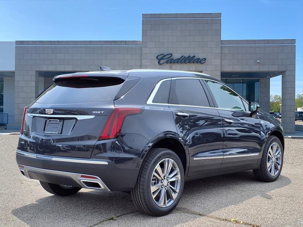 new 2025 Cadillac XT5 car, priced at $49,170