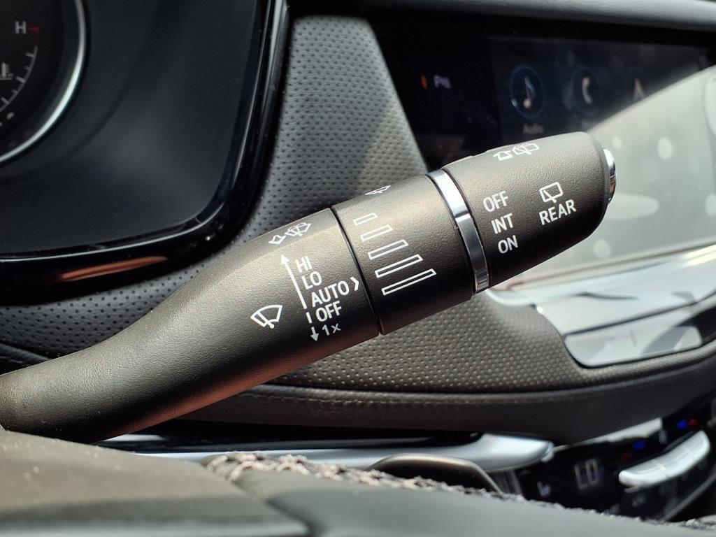 new 2025 Cadillac XT5 car, priced at $49,170