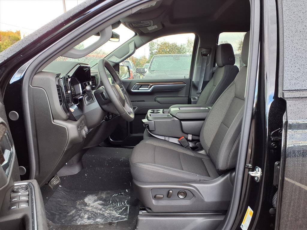 new 2026 Chevrolet Silverado 1500 car, priced at $46,682