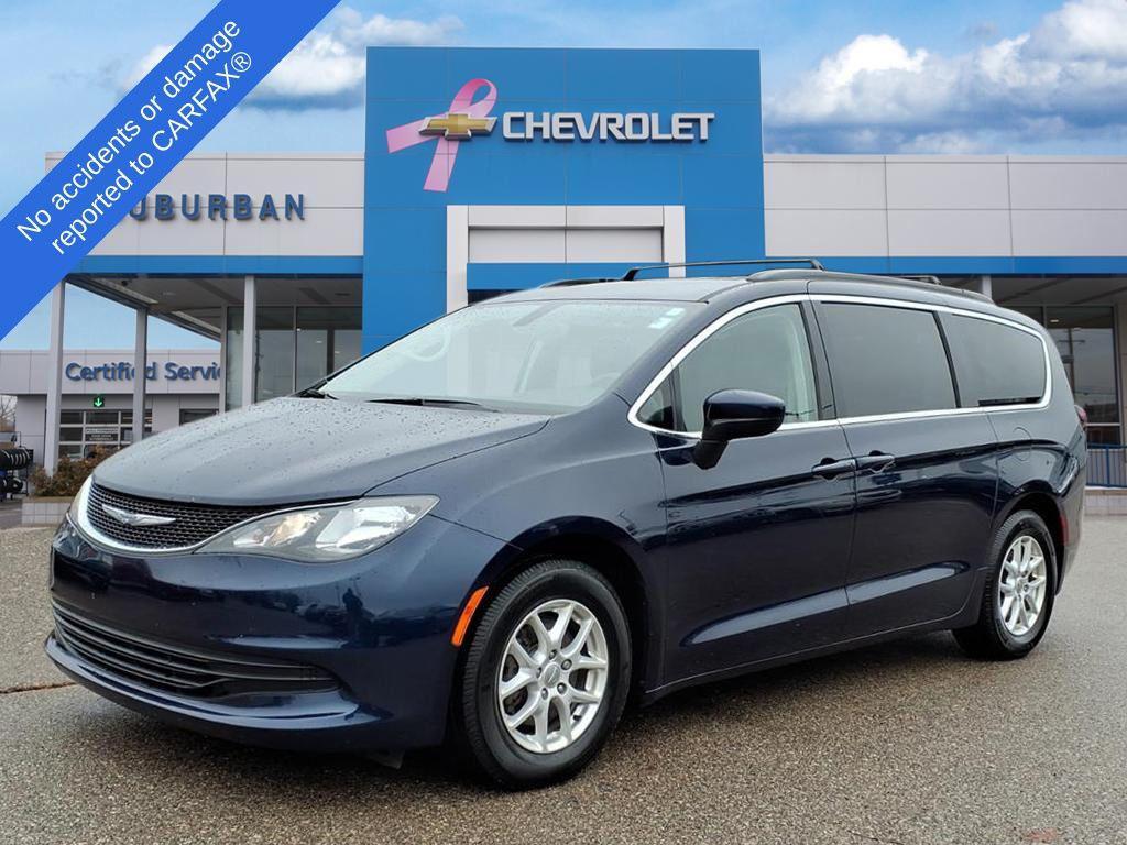 used 2017 Chrysler Pacifica car, priced at $10,995