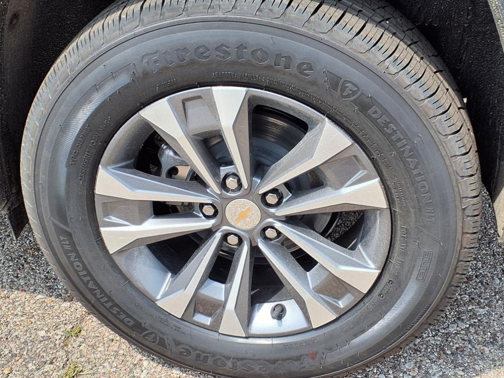 new 2026 Chevrolet Equinox car, priced at $28,172