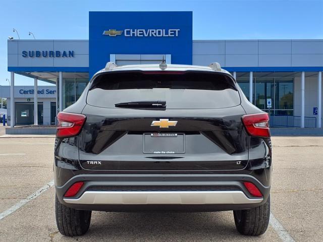 new 2025 Chevrolet Trax car, priced at $23,650