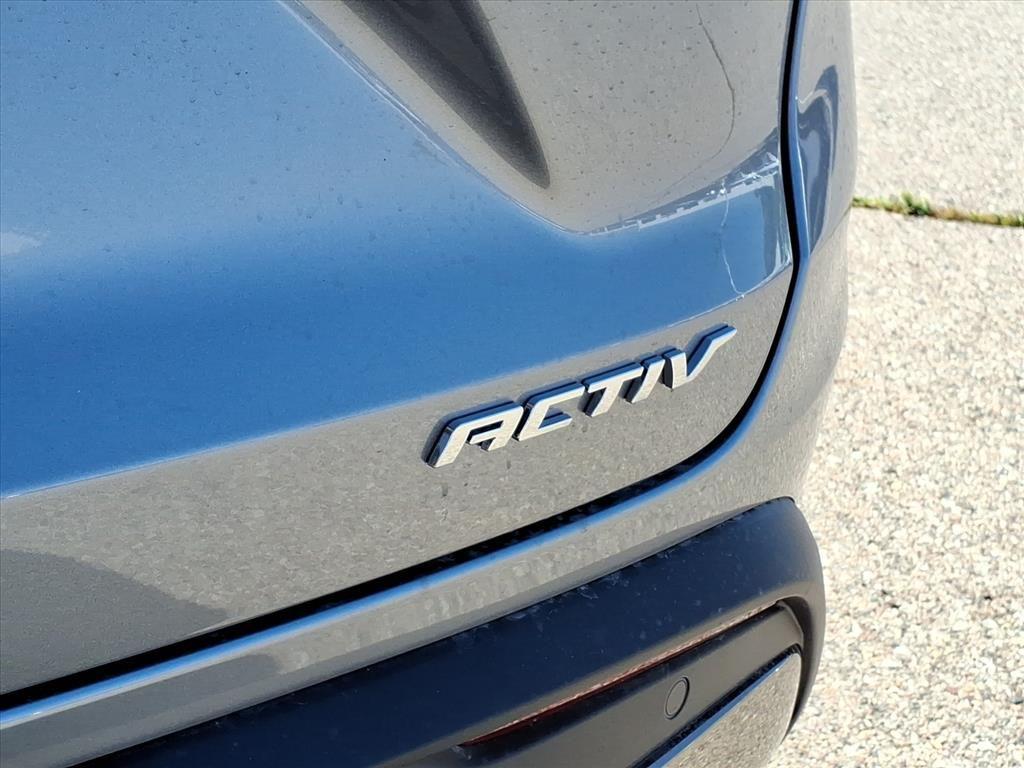 new 2025 Chevrolet Trax car, priced at $25,294