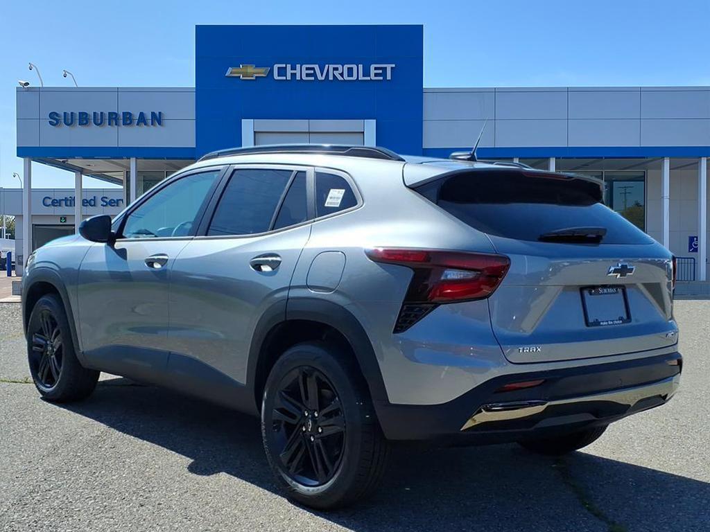 new 2025 Chevrolet Trax car, priced at $25,294