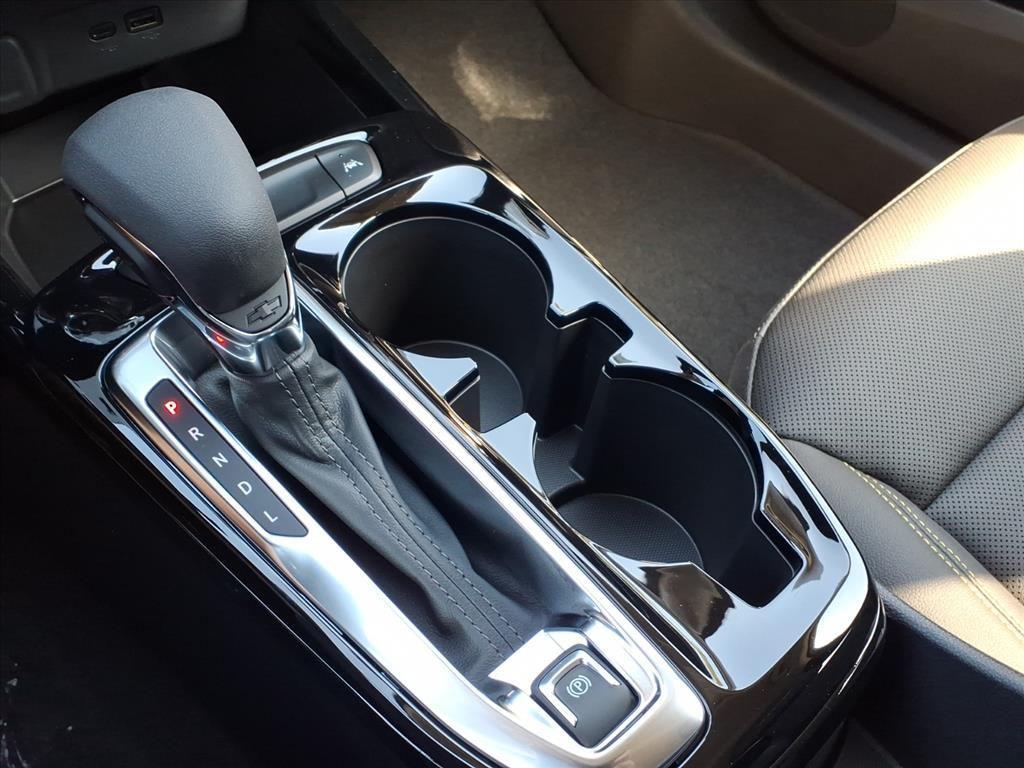 new 2025 Chevrolet Trax car, priced at $25,294