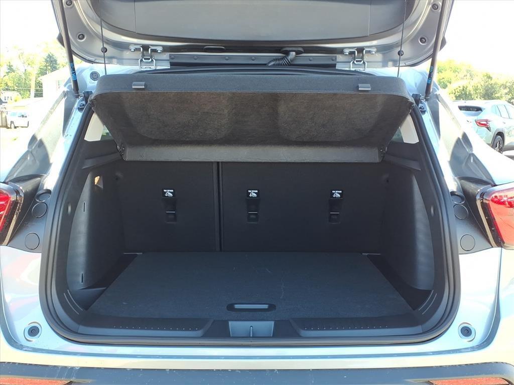 new 2025 Chevrolet Trax car, priced at $25,294