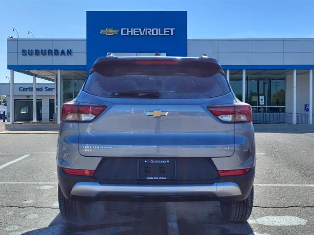 new 2025 Chevrolet TrailBlazer car, priced at $27,017