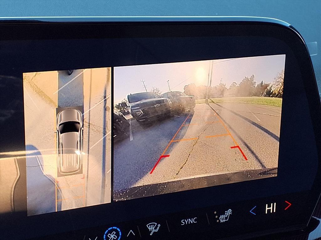 new 2026 Chevrolet Traverse car, priced at $49,731