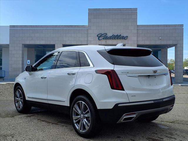 new 2025 Cadillac XT5 car, priced at $50,721