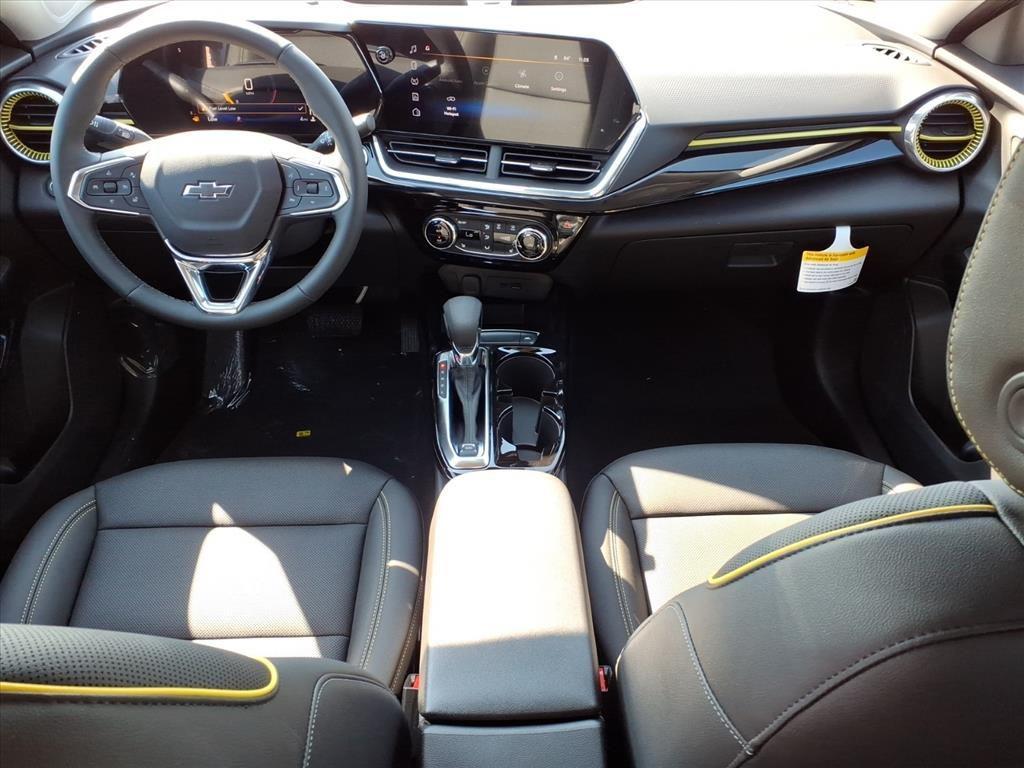 new 2025 Chevrolet Trax car, priced at $25,294