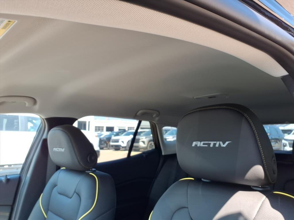 new 2025 Chevrolet Trax car, priced at $25,294