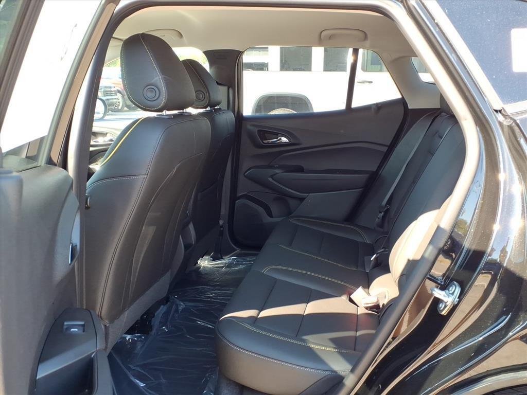 new 2025 Chevrolet Trax car, priced at $25,294