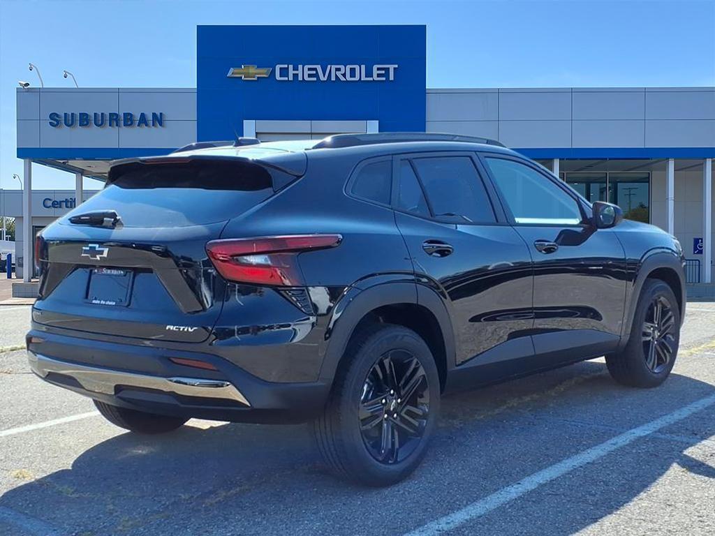 new 2025 Chevrolet Trax car, priced at $25,294