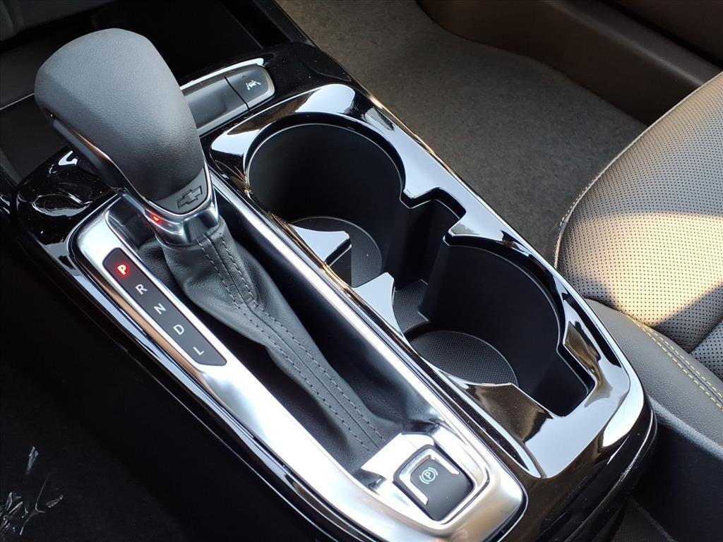 new 2025 Chevrolet Trax car, priced at $25,294