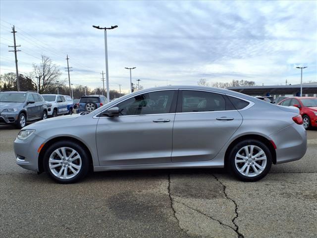 used 2016 Chrysler 200 car