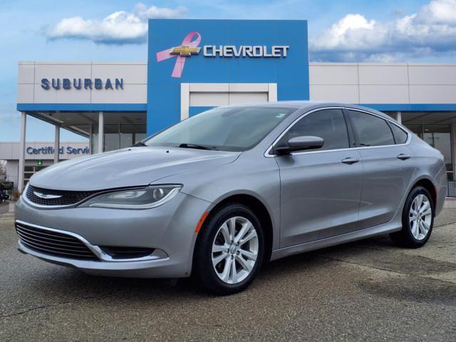 used 2016 Chrysler 200 car