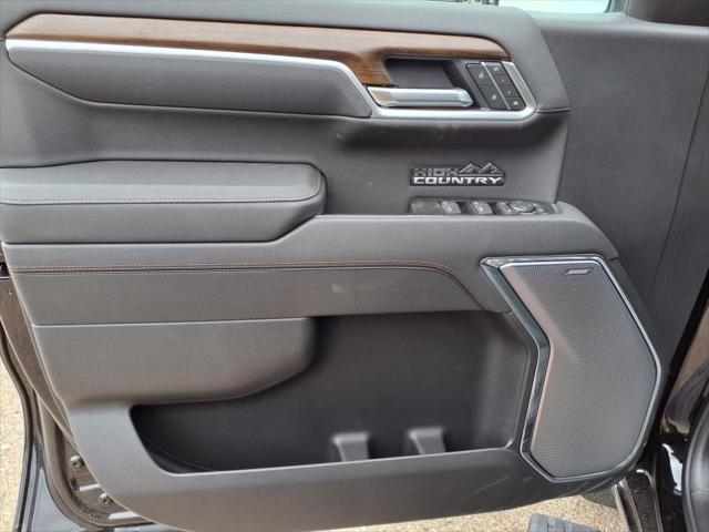 new 2025 Chevrolet Silverado 1500 car, priced at $60,717