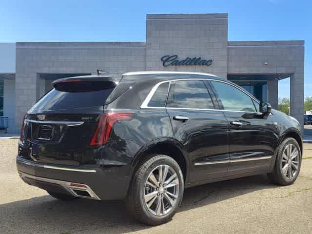 new 2024 Cadillac XT5 car, priced at $48,523