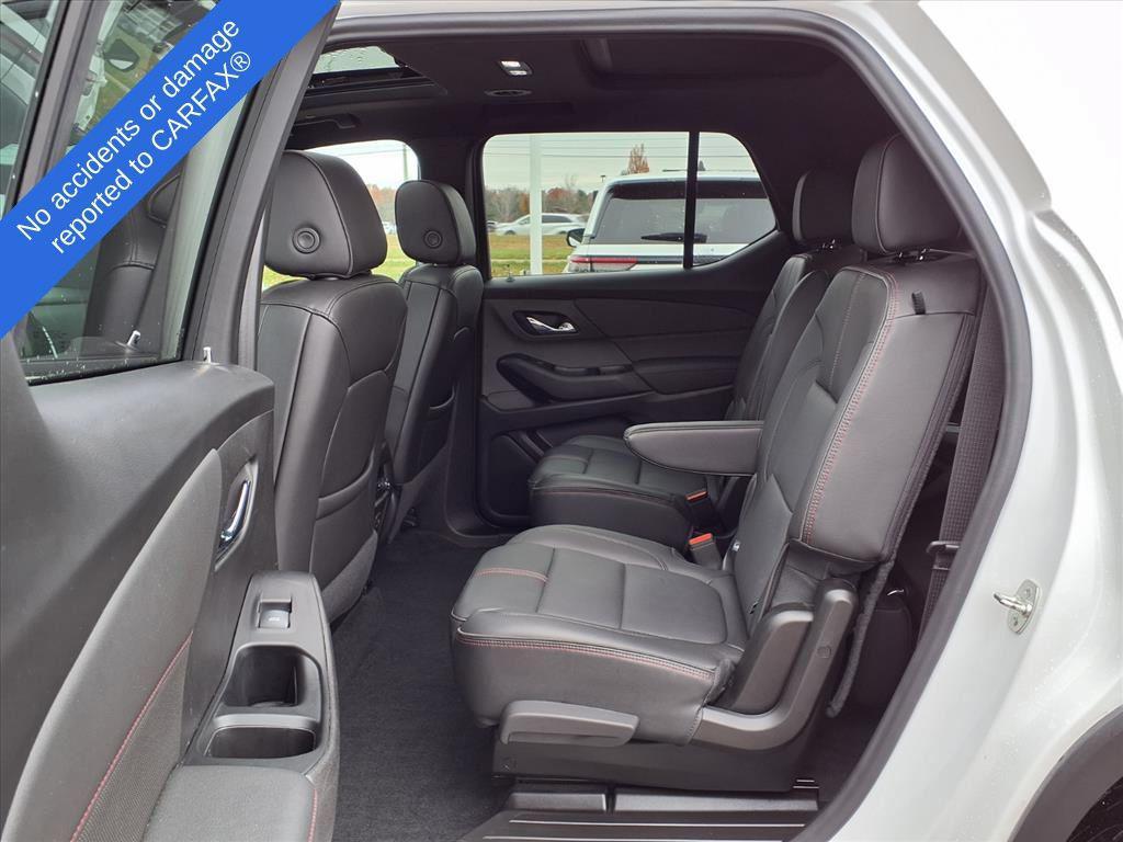 used 2023 Chevrolet Traverse car, priced at $34,995
