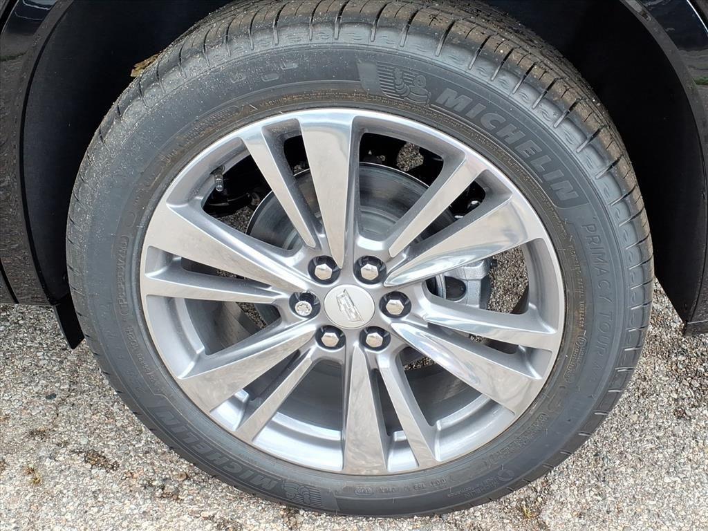 new 2025 Cadillac XT6 car, priced at $53,487