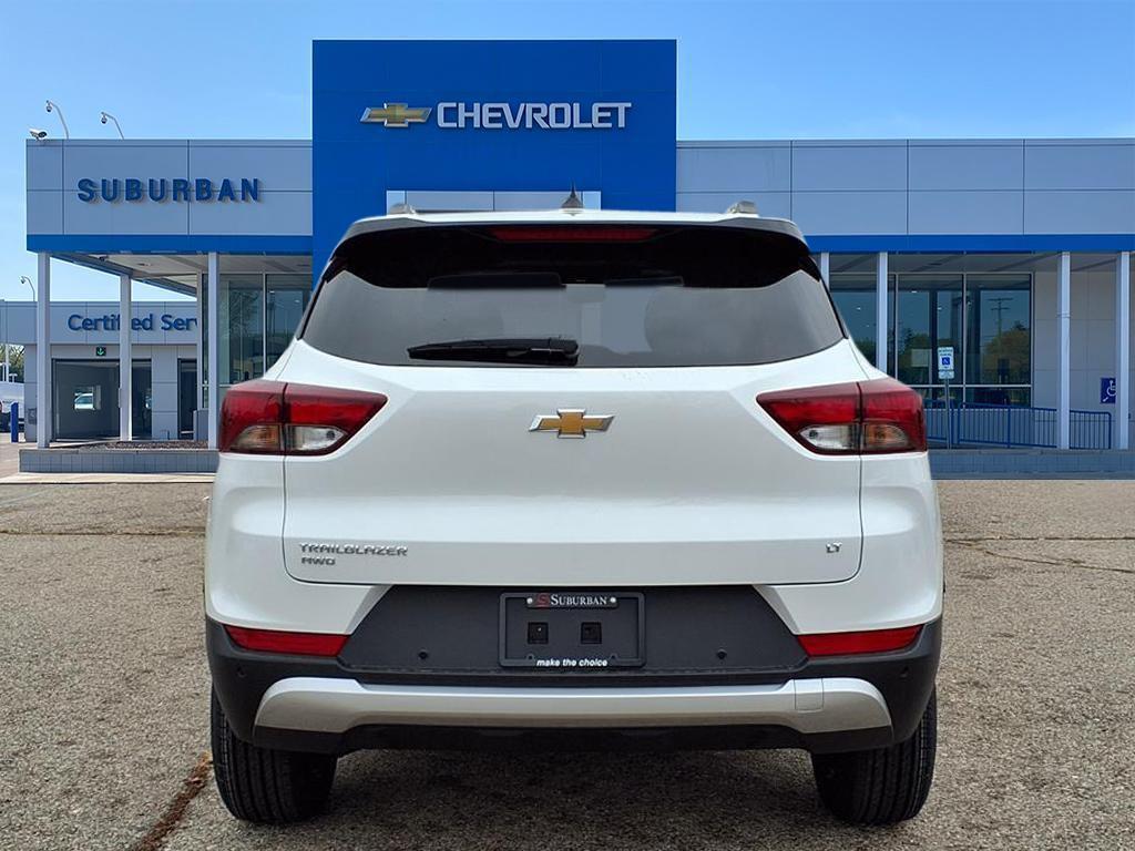 new 2026 Chevrolet TrailBlazer car, priced at $27,623
