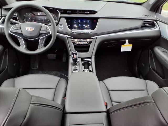 new 2025 Cadillac XT5 car, priced at $49,144