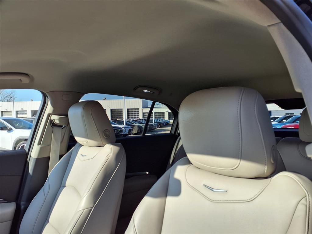 used 2023 Cadillac XT4 car, priced at $28,995