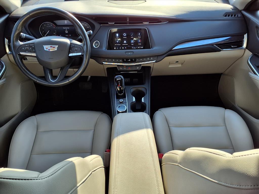 used 2023 Cadillac XT4 car, priced at $28,995