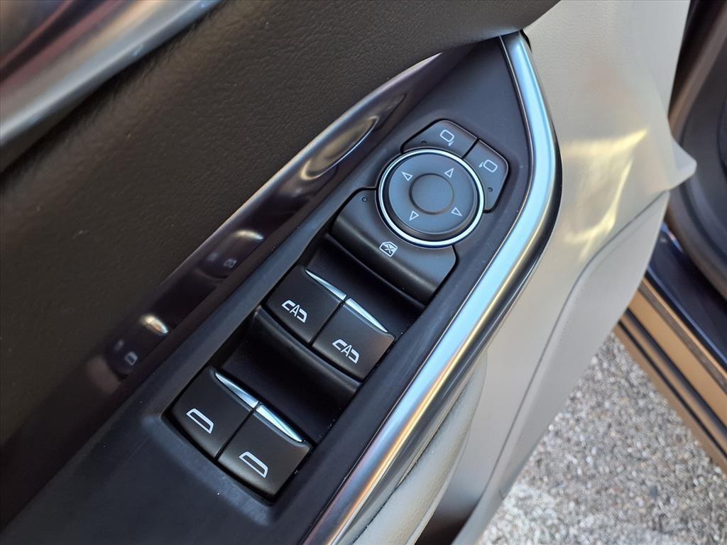 used 2023 Cadillac XT4 car, priced at $28,995