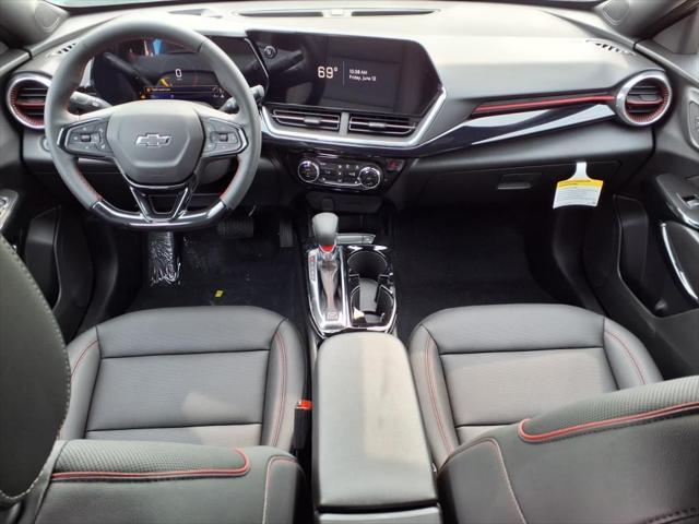 new 2025 Chevrolet Trax car, priced at $25,639