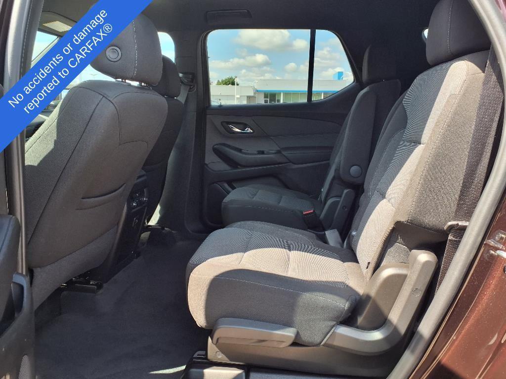 used 2023 Chevrolet Traverse car, priced at $27,495
