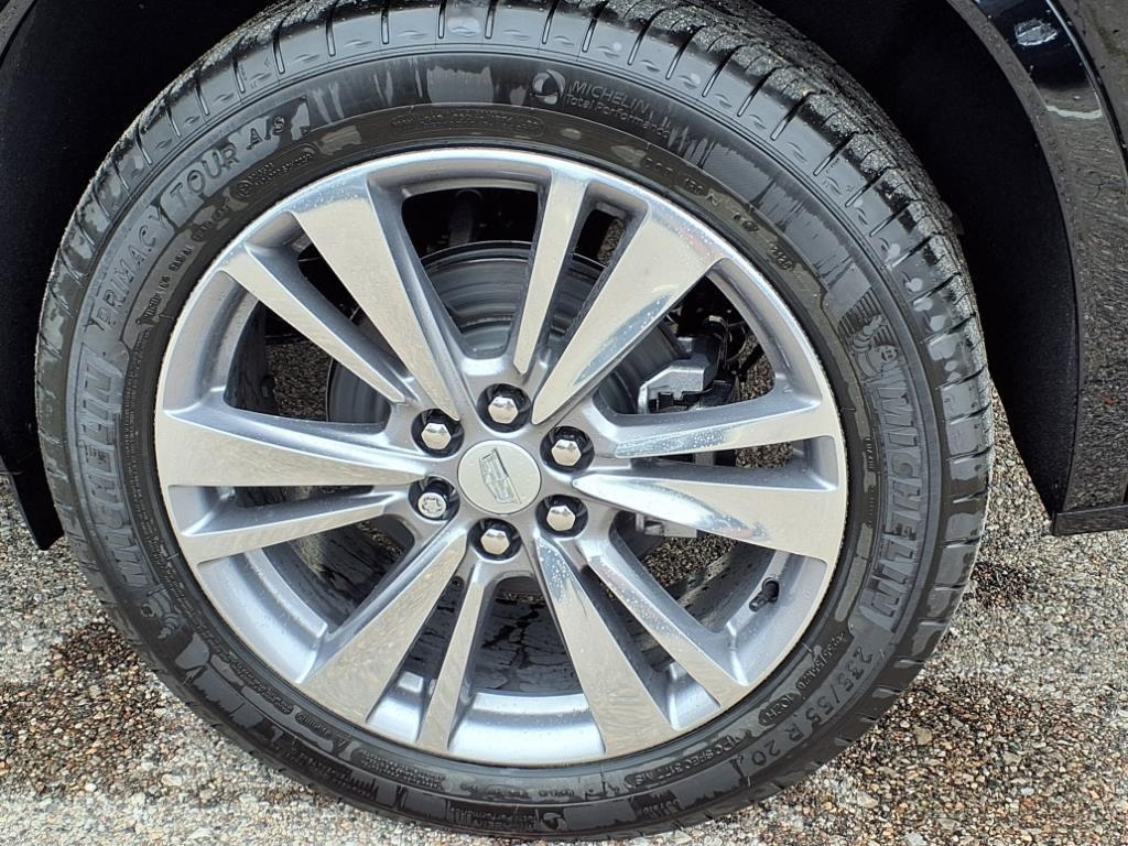new 2025 Cadillac XT6 car, priced at $56,642