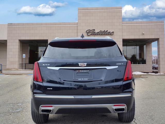 used 2022 Cadillac XT5 car, priced at $35,995