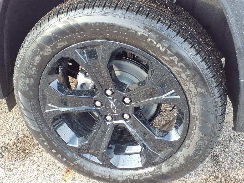 new 2026 Chevrolet Equinox car, priced at $31,408