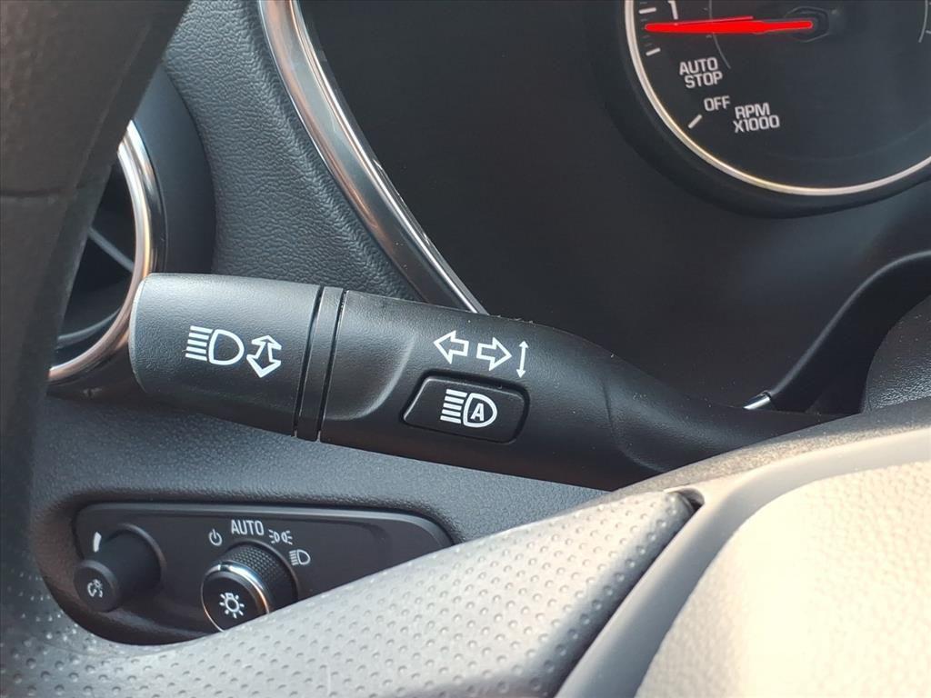 new 2025 Chevrolet Blazer car, priced at $35,980