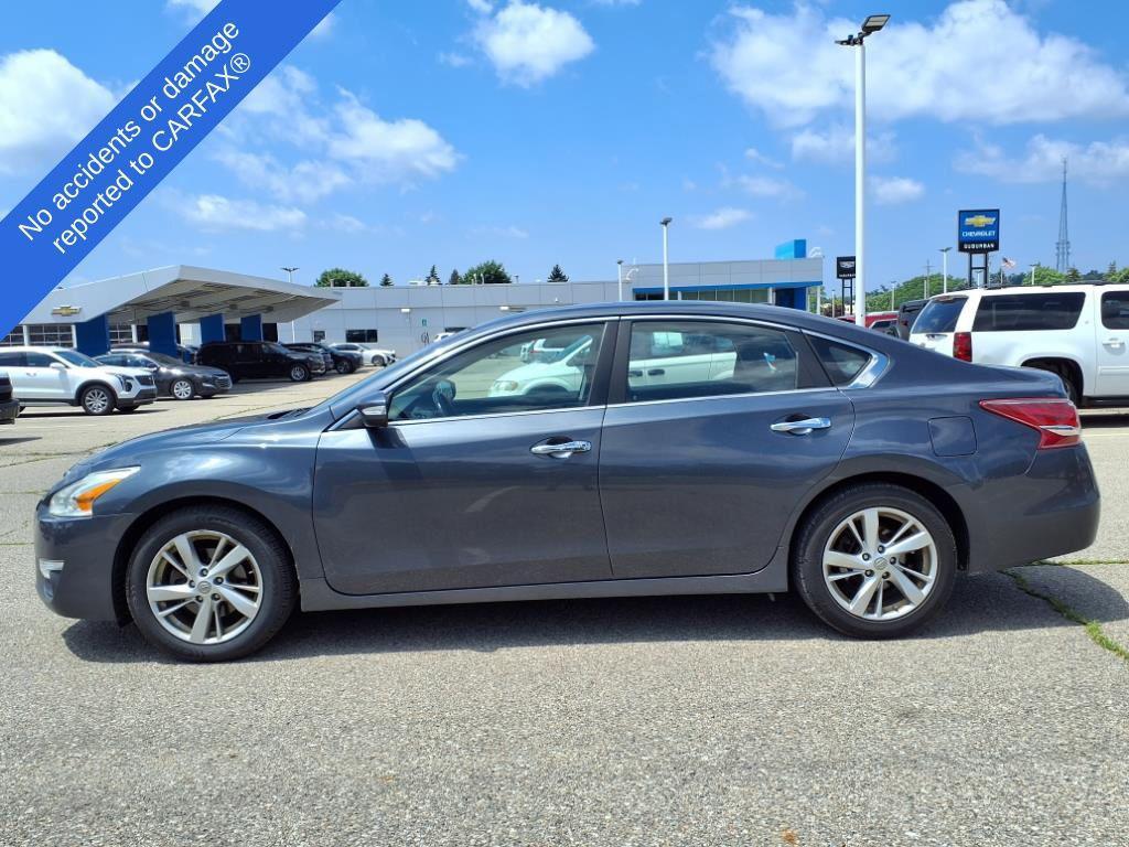 used 2013 Nissan Altima car, priced at $4,490