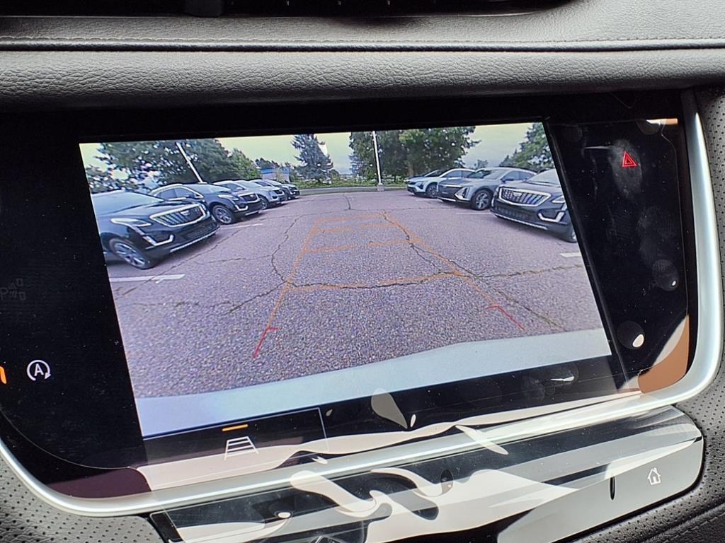 new 2025 Cadillac XT5 car, priced at $50,553